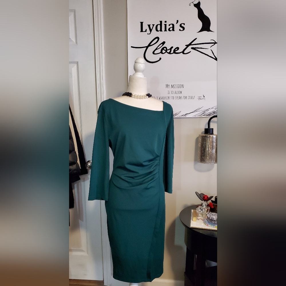 Marked 50% Off!  💚NEW💚Aisize, Vintage Redefined Green Dress. 2XL.